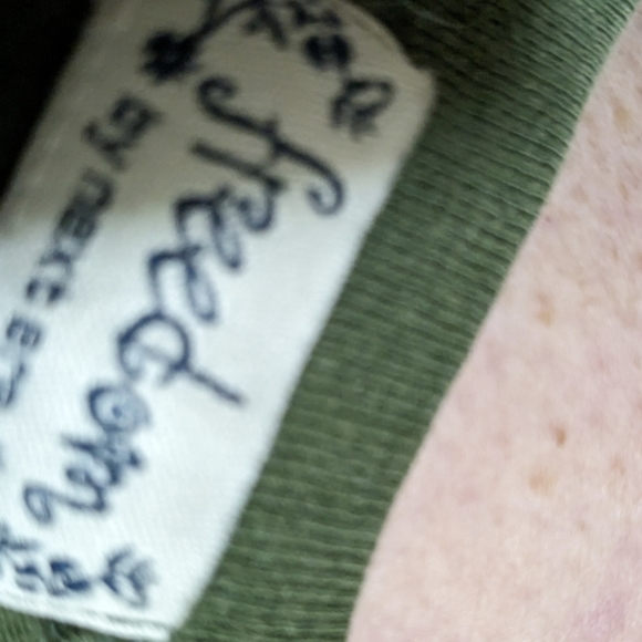 Freedom cropped t-shirt small - Picture 3 of 3